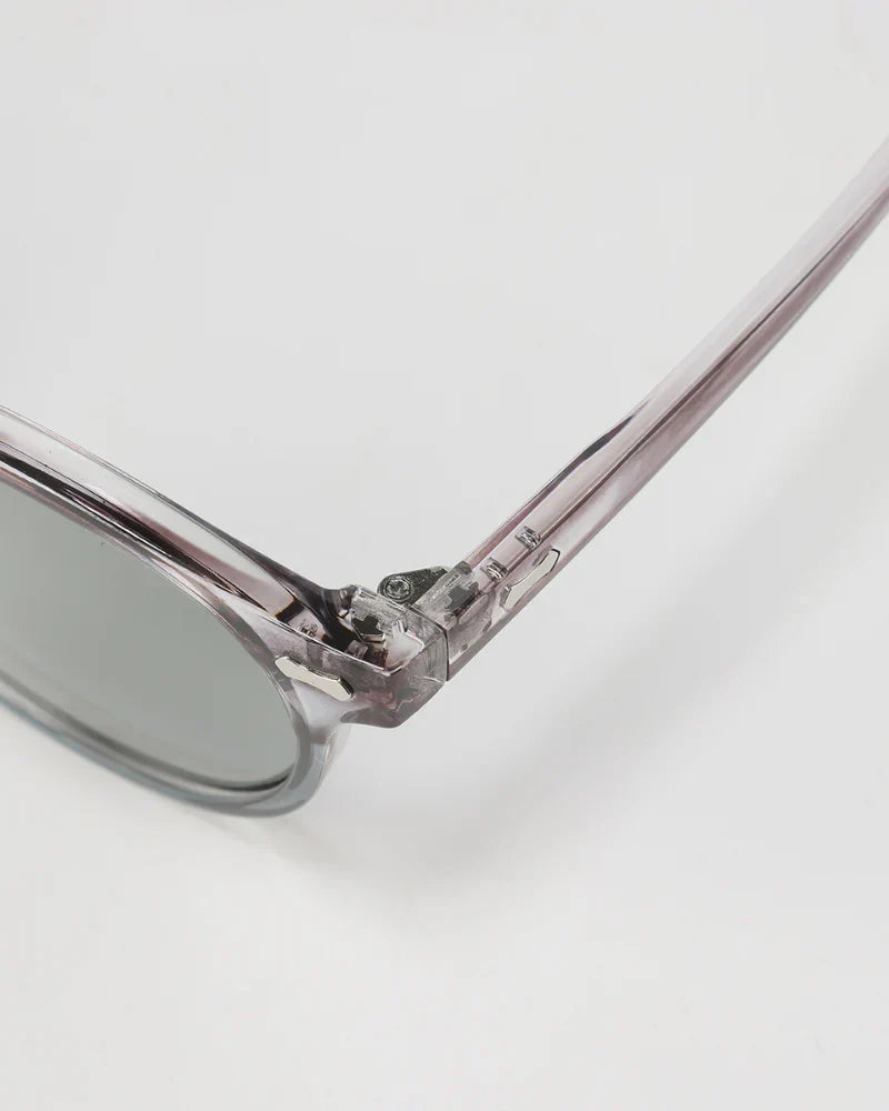 VENICE Timeless Elegance Sunglasses